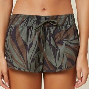 BRAND NEW O’Neill shorts. Size XL